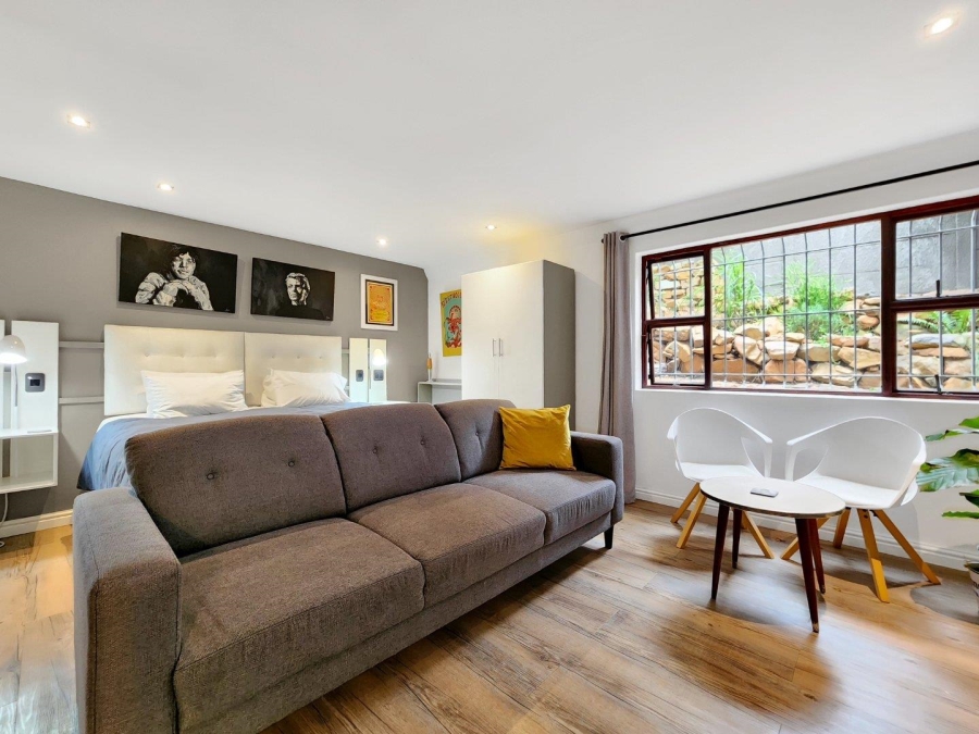 To Let 1 Bedroom Property for Rent in Vredehoek Western Cape